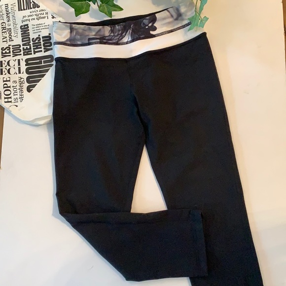 🍋 lululemon Wunder Groove Crop - Picture 1 of 8